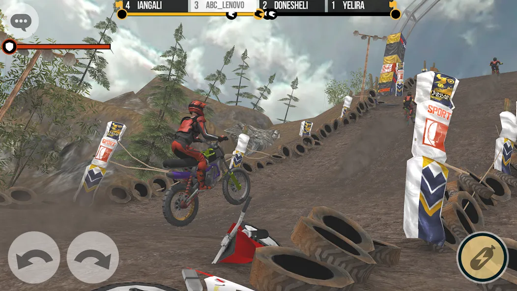 Скачать взломанную Clan Race: PVP Motocross races (Клан Рейс)  [МОД Меню] — полная версия apk на Андроид screen 3